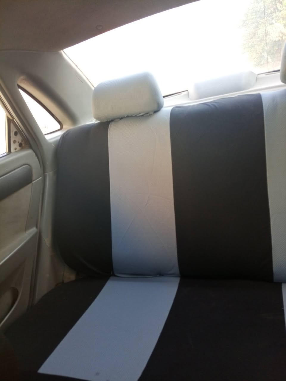 السلام عليكم اوبتره للبيع موديل 10بسمي دولي سياره مكينه كير حداديه دوشمه كاعيه  نظيفات تخم تاير سلف دينمه باتري تبريد شغال كامره تحكم سترن خليجي سعر 70رقم هاتف *********** بيه رشات صبغ ابعيك احزام
