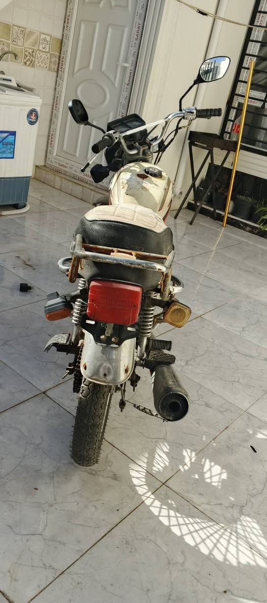 ايراني 4كير للبيع
***********
