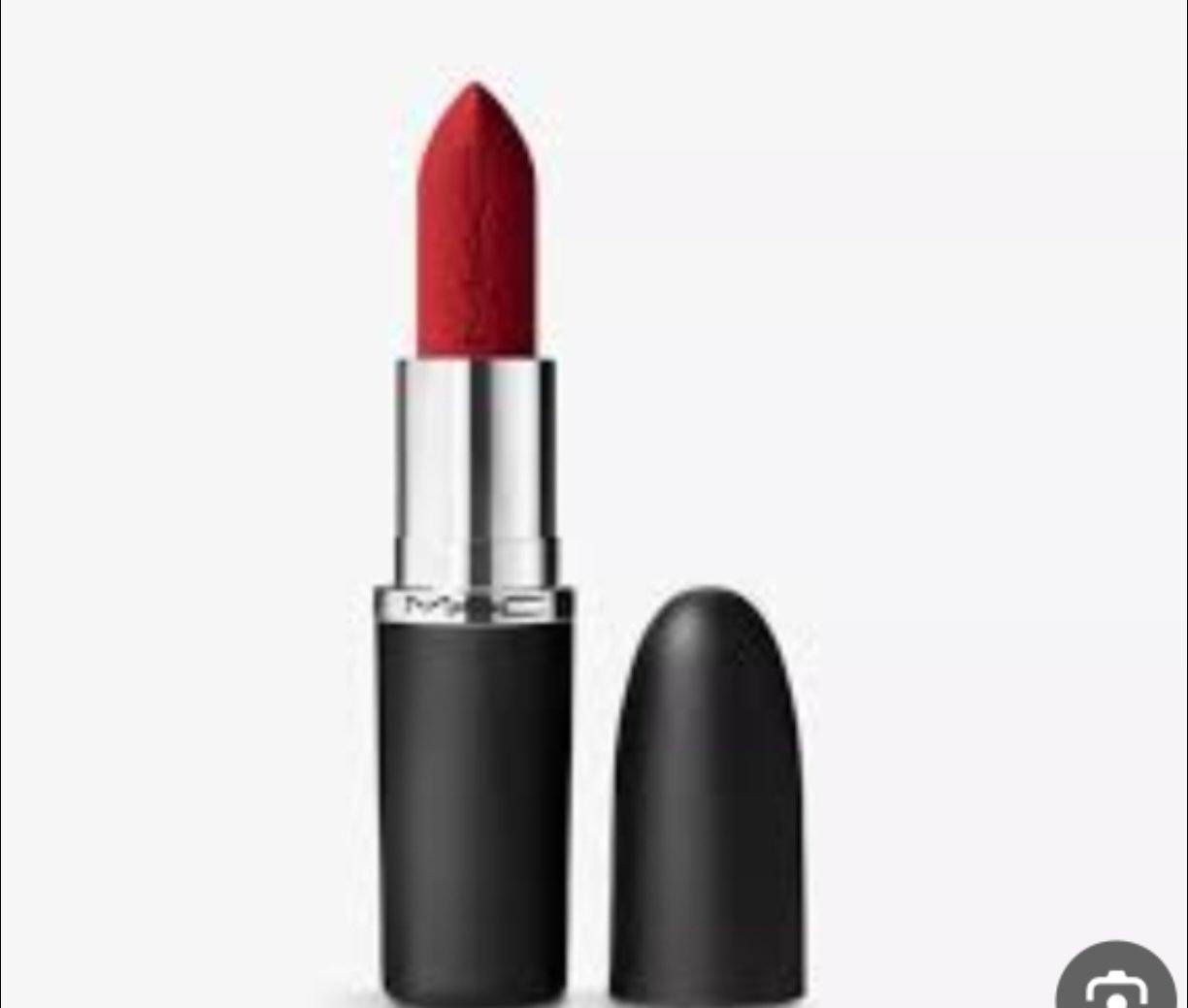 الحمره من ماركه ماك MAk  تموت الوانه مات ماركه معروفه  وبكل مكان سعره ثابت بين ال١٥ وال٢٠ بس يمي القطعه ب٦ الالف 🤭 💗


**إذا كنت صاحب هذا الإعلان وتريد حذفه لأي سبب، رجاءا أرسل رسالة إلى الدعم الفني**