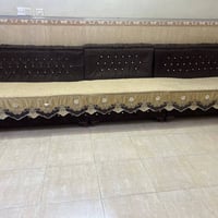 كنب • صالون