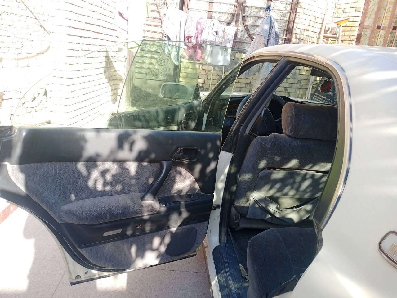 سيارة كراون بطة منفصل موديل ٩٣رقم نجف مشروع وطني تبريد كهربائيات كلها شغاله السعر ٤٦
الإتصال على الرقم ***********
