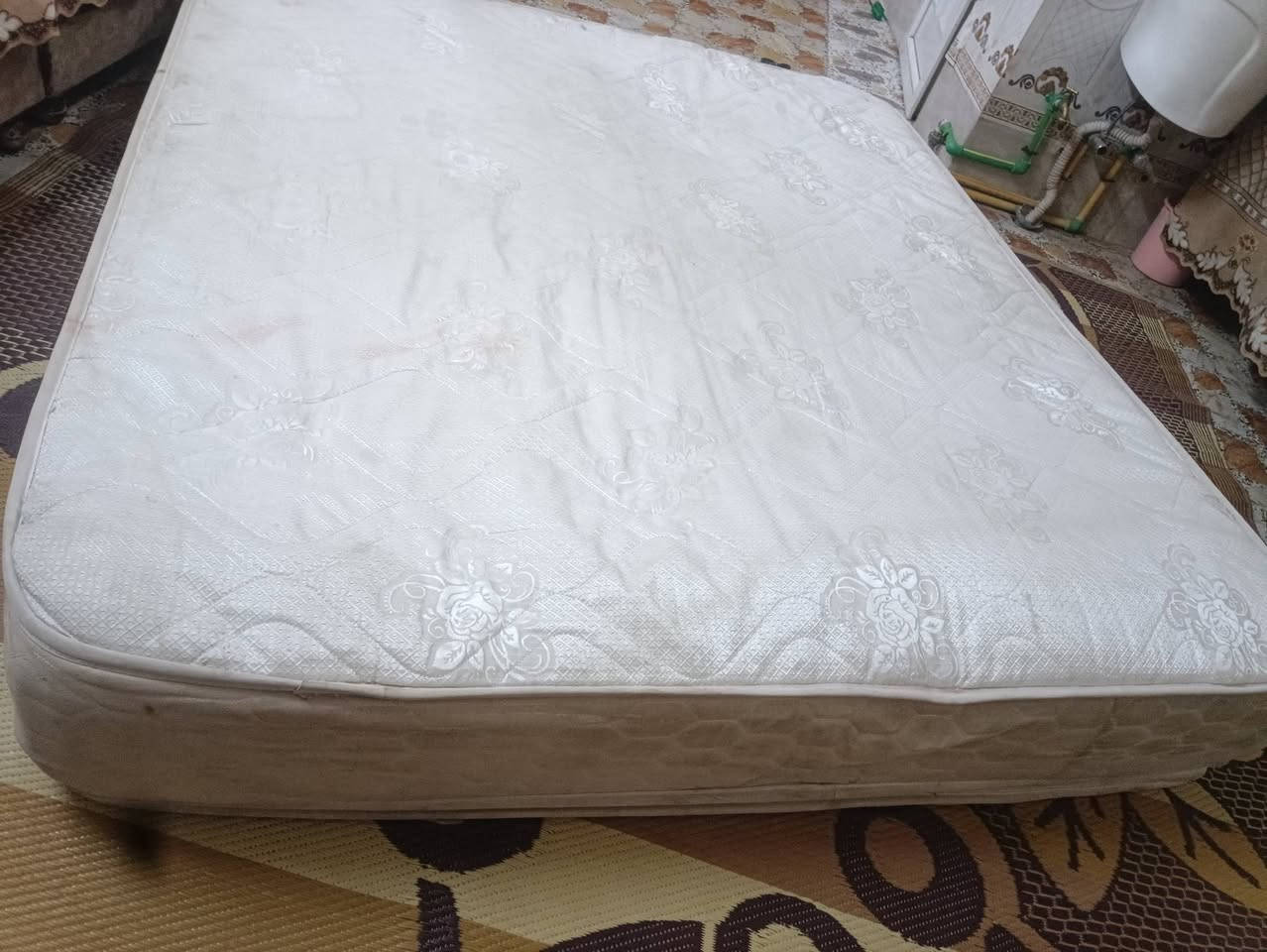 50 سعرهم هذا رقمي نظيف ***********
