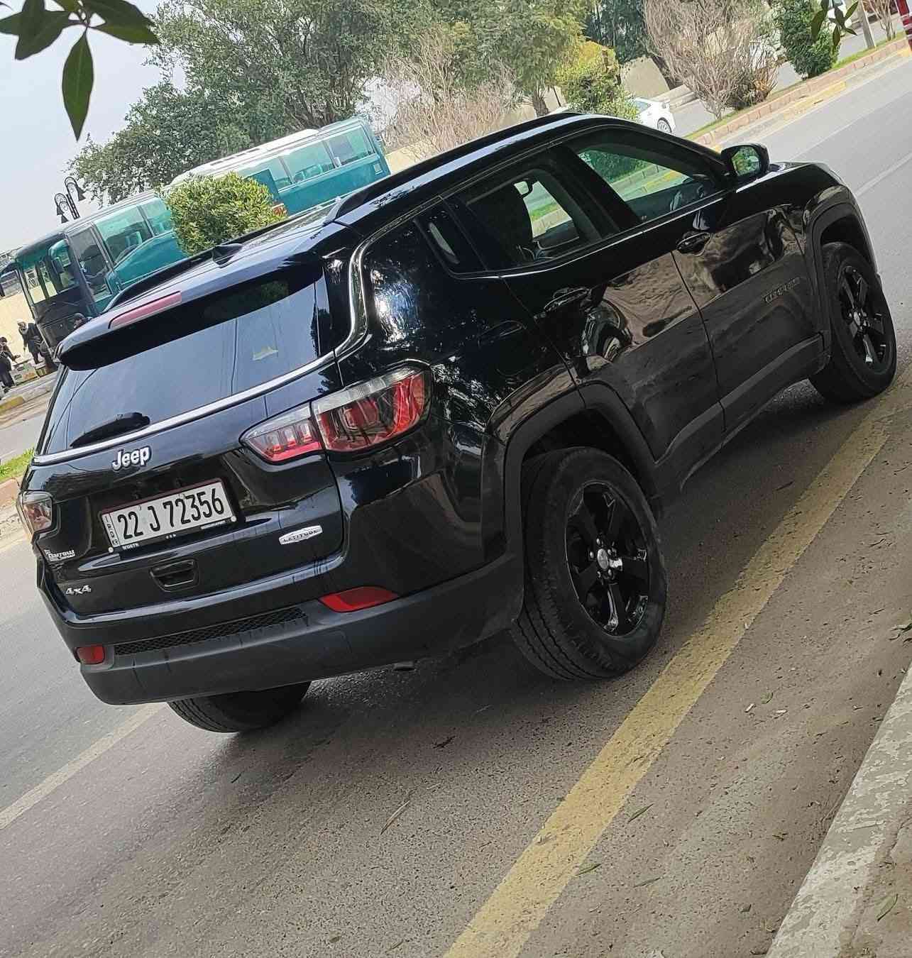 سلام عليكم
جيب كومباس ٢٠٢٠للبيع فقط 
سيارة كلين رقم اربيل باسمي 
فول مواصفات بانوراما فور ويل وباقي مواصفات المعروفه مكان بغداد 
سعره ١٧٥ وبيه مجال بسيط 
***********
