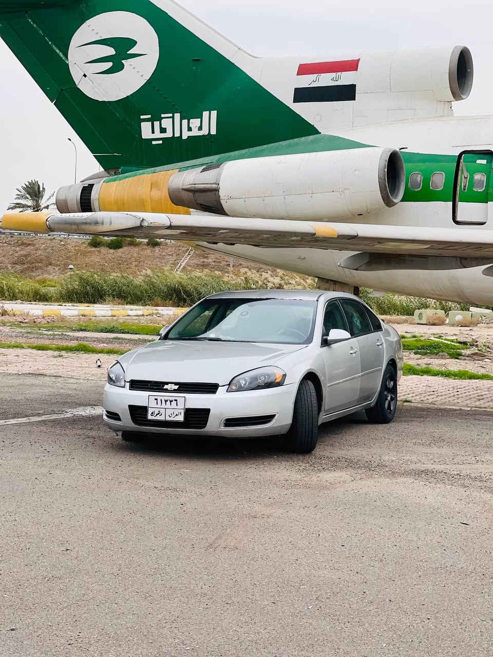 السلام عليكم شوفر ليت امبالا (غزاله) موديل 2008 
السياره مكينة 3500 فول نشاط كير مكينه صدر امامي خلفي كهربائيات باتري تبريد كلها جديد سياره كلش معتني بيها وبلحقيقه احلا من صور رقم دهوك تحويل حصراً سنويه ساقطه تجدد وتحول مباشر السياره انشاء الله بدون نقص يرادلها شويه ترتيب بسيط كلش ع كشر وهاهيه سياره بيها تراي من البصره لزاخو عليها غرامات تنزل من سعرها بل حقيقه السياره مرتبه واحلا بهواي صبغ ابيع حزام تجي تشوفها وتشلع عيوني السياره للبيع او مراوس مكانها بغداد الشعب او مطار بغداد 
رقمي للتواصل *********** 
أحمد العبيدي وبي واتس بغداد, العراق
