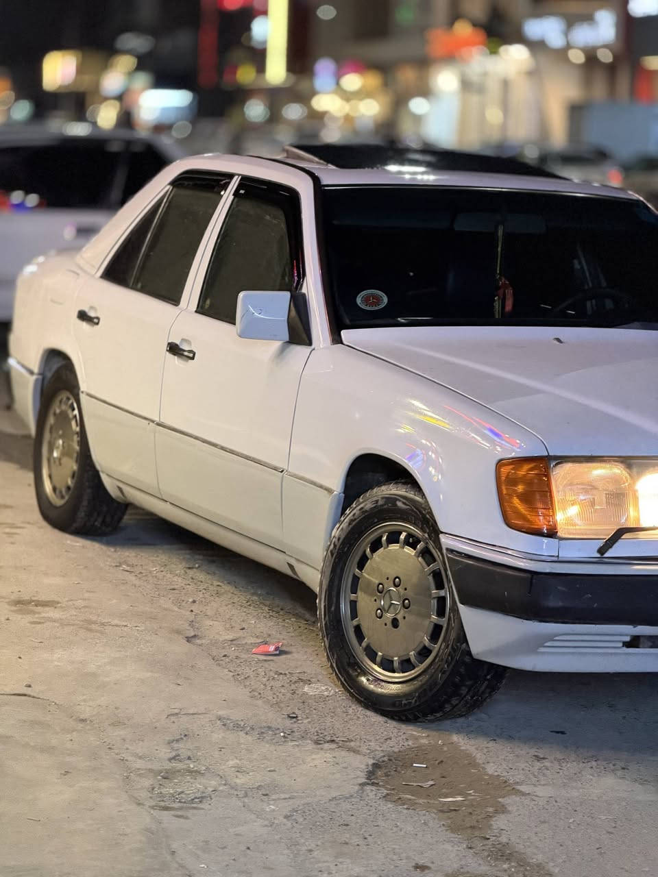 السلام عليكم مارسدس دب
للبيع او مراوس بجامبوو 
موديل 1990 محرك بلادي 300 عنكبوب محرك كير شرط 
صدر امامي خلفي السياره خير من الله تبريد 
سلايت روف طكتين دبل مروحه مصبوغه حزام بيها طخه بجاملغ السايق جواهاا تخم تاير جديد مكاني صلاح الدين تكريت للستفسار ***********
