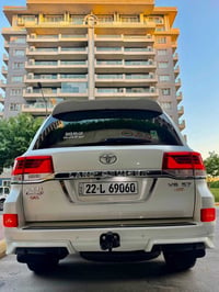 تويوتا لاندكروزر 2021 • لاندكروزر VXR • تويوتا لاندكروزر V8 • سيارة دف...