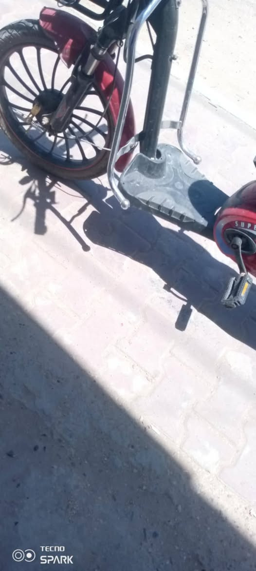 باسكل شحن نضيف يحتاج بس بطاريات سعره 125 وبي مجال الشراي يتصل عله رقمي *********** او مراسلتي
مكاني بابل اسكندريه
