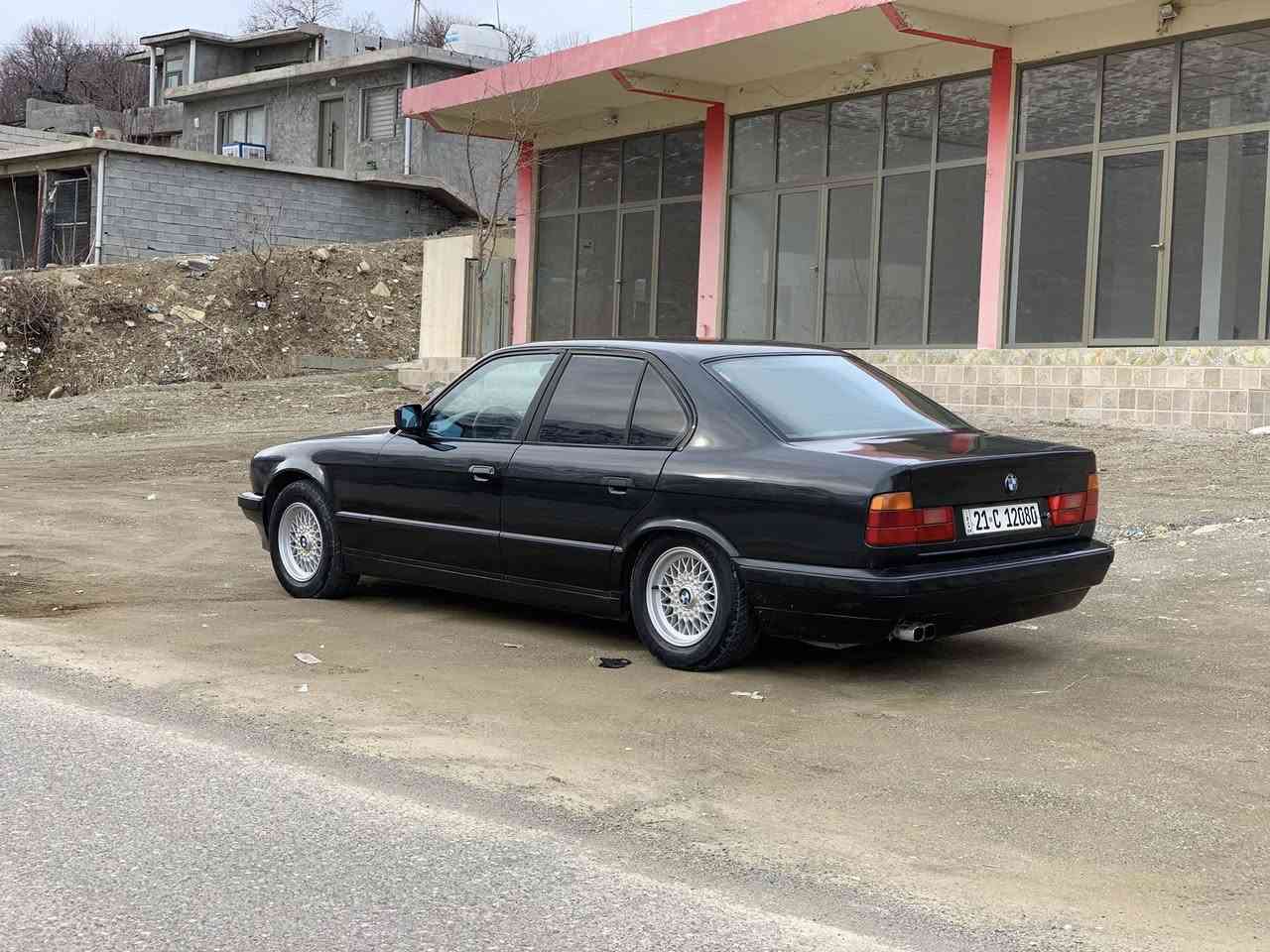 بە ناوی خوای گەورە (bmw 1992.525ia)بۆ فرۆشتن 
تۆماتیک دوو جام کارەبا و پەردە تەبرید ساردو گەرم ناو خورفەی لۆک هەموو گیانی لەسەر بیلادیە سەنەوی و ژینگەی تازەیە دەعامی بۆ دەعامی بە شەرت جرکەیەک و سەدۆلار ببڕە هەموو گیانی بەشەرتی فەحس..(75$)مەعامەلە
***********
