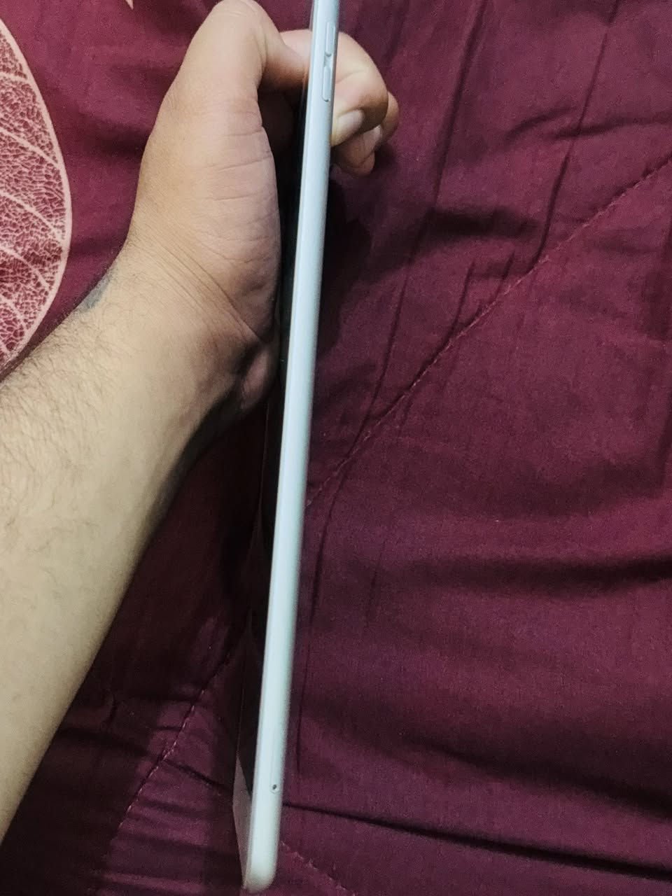 سلام عليكم ايباد 7 للبيع
ذاكره32. بطاريه88جهاز نضيف وستخدام مال دراسه فقط بدون العاب وياخذ سيمكارت هم كلشي بي شغال سعره 170 ملاحضه مكاني بيجي توصيل موجود داخل تكريت وبيجي _هـ ‭٠٧٨٣ ٨٦٩ ٣١٤١‬اتصال فقط
