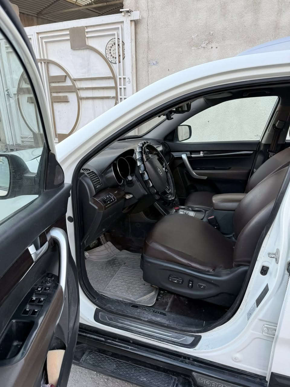 سورنتو ٢٠١٠ بسمي مكفوله من الصبغ والتبديل فول مواصفات مكينه وكير مكفول السعر ١٦٠ بي مجال منضومه تبريد جديده تخم تاير حداديه جديد
***********
