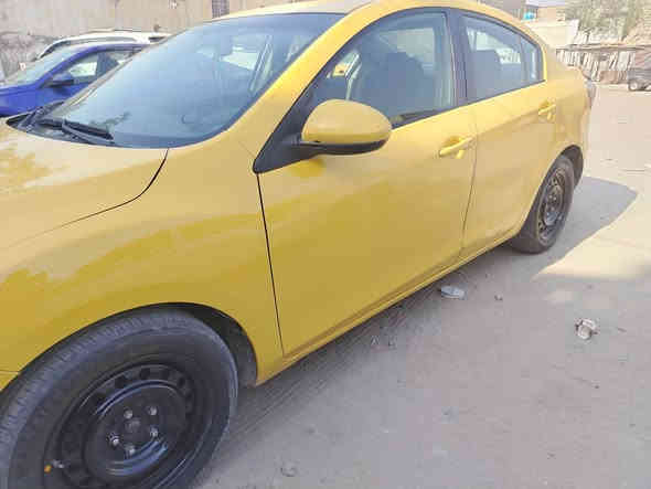 سلام عليكم مازده زوم ثري محرك 2000 كير 5نمر موديل 2011 شاشة تحكمات لايت زنون رقم بغداد مشروع وطني بسمي مكان بغداد ***********  سعر 70 اومراوس
