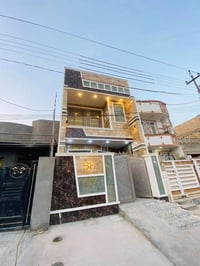 دار للبيع المساحه 100متر  الواجهه 5 متر  النزال 20 متر  الموقع📍حي الجه...