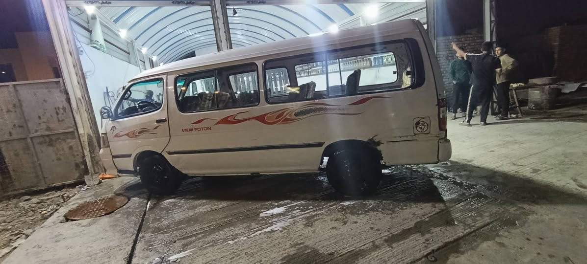 السلام عليكم شباب فتون لبيع حره رقم نكليزي مداور ثاني يوم مكينه ونجي نضيفه سته مكاني ذي قار سعرها 45 
الشراي يتصل ***********
