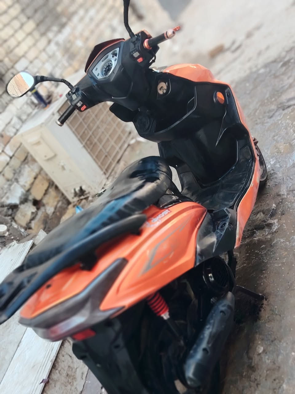 سلاَم عليكم سكنس جابو للبيع دراجه نضيفه كفره بل جيس شخط مابي تشغيل عن بعد كله شغال سلف هندر مابيه اي نقص سعر ٢٠٠ مكاني مسيب ***********
