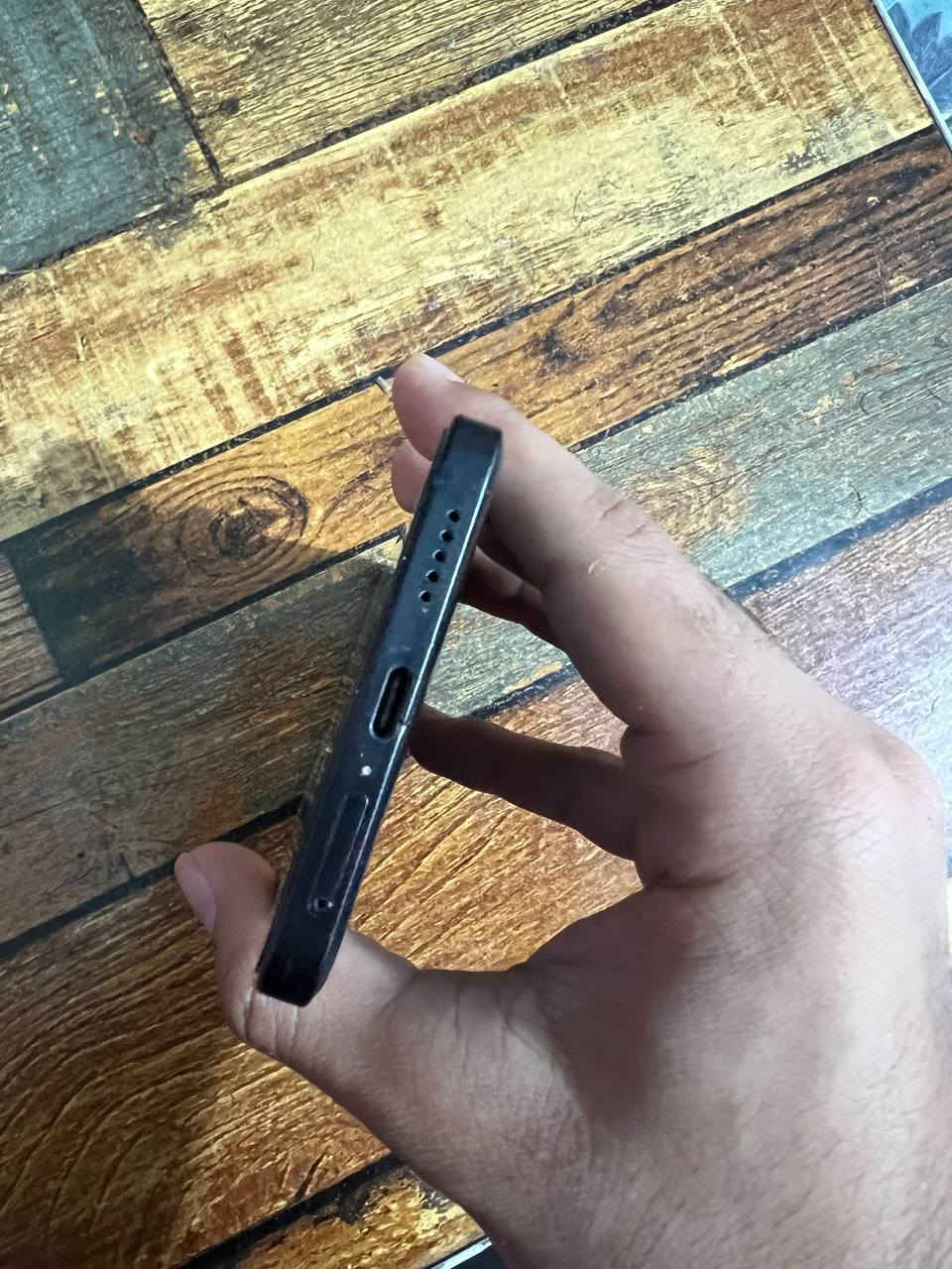 Poco F6
ذاكره 512
عشوائي 12 
بطاريه 5000
شحن سريع 90 واط 
بوبجي 120 فريم 
شاشه 120 هرتز 
ملحقات فقط شاحن 
الجهاز نضيف مثل ما موضح 
مقاومه للماء IP68 
جهاز سماعات 2 

السعر اتصل بيك خير وتدلل 
***********
