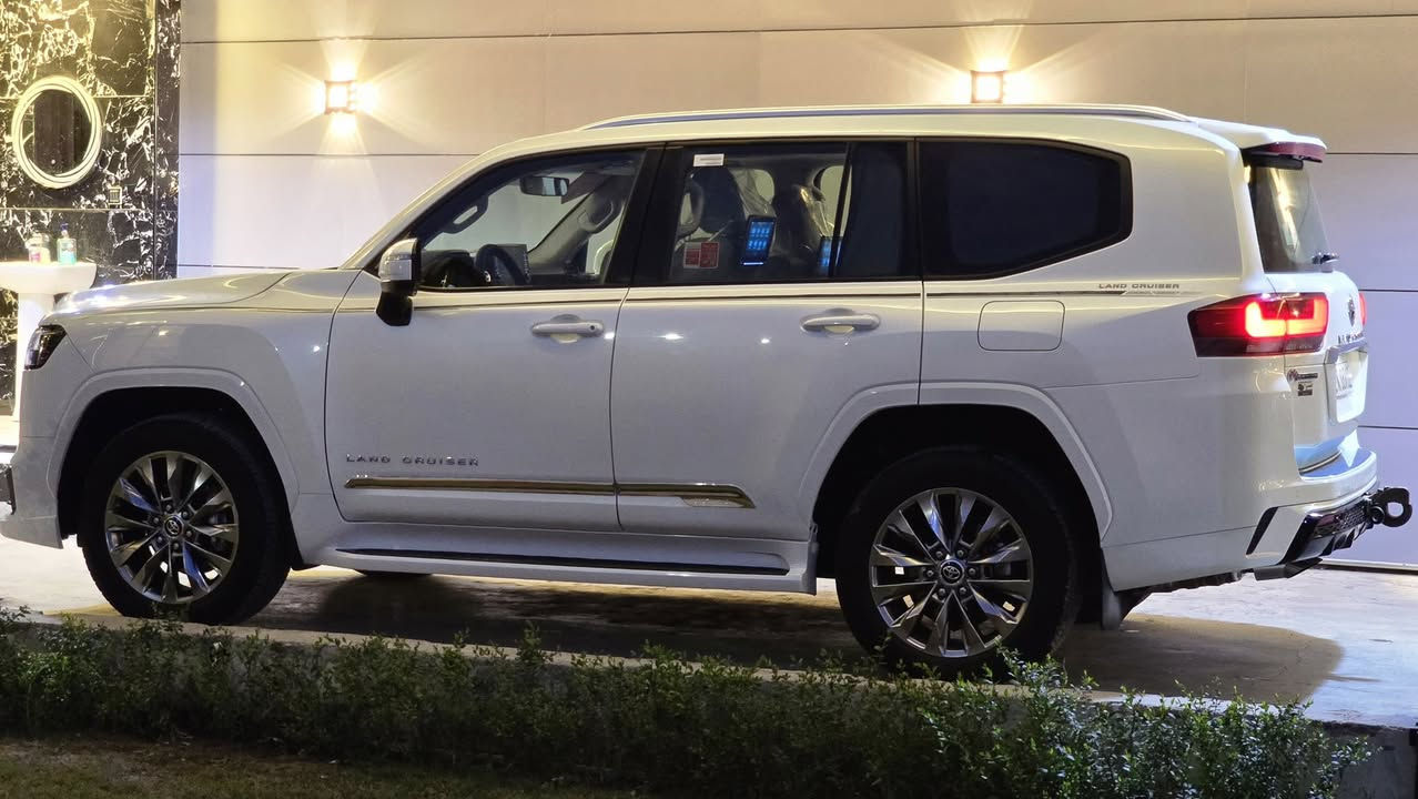 موجود لاندكروز موديل 2024 ساز لمتد ماشيه 31 الف رقم أربيل سعرها 710

موجود لاندكروز ساز موديل 2025 ماشيه 7 الف رقم سليمانيه مكفوله سعرها 725

موجود تاهو  LS موديل 2025 رقم بغداد ماشيه 13 الف بيها بارد بالجاملغ شويه سعرها 535

الشراي يتصل ويدلل واذا مراوس عادي اراوس حسب القناعه مكان بغداد الدوره

***********
***********
***********
***********
