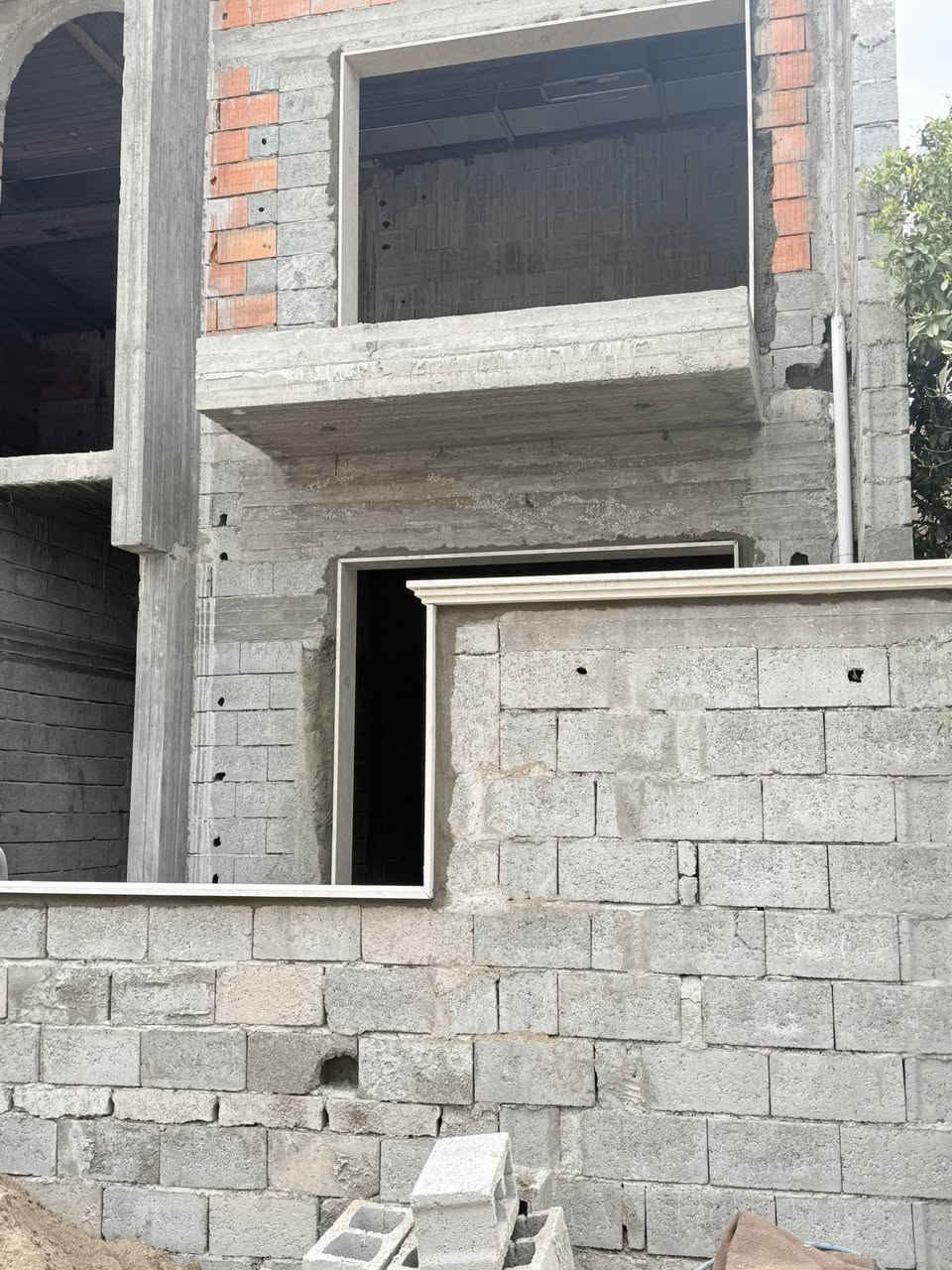 السلام وعليكم تم انجاز العمل دنك مرمر وشبابيك  بالمنطقه حي الخضراء  بنظام البرغي وتتريس خبط اي استفسار التواصل خاص او الاتصال على الرقم التالي 

***********
