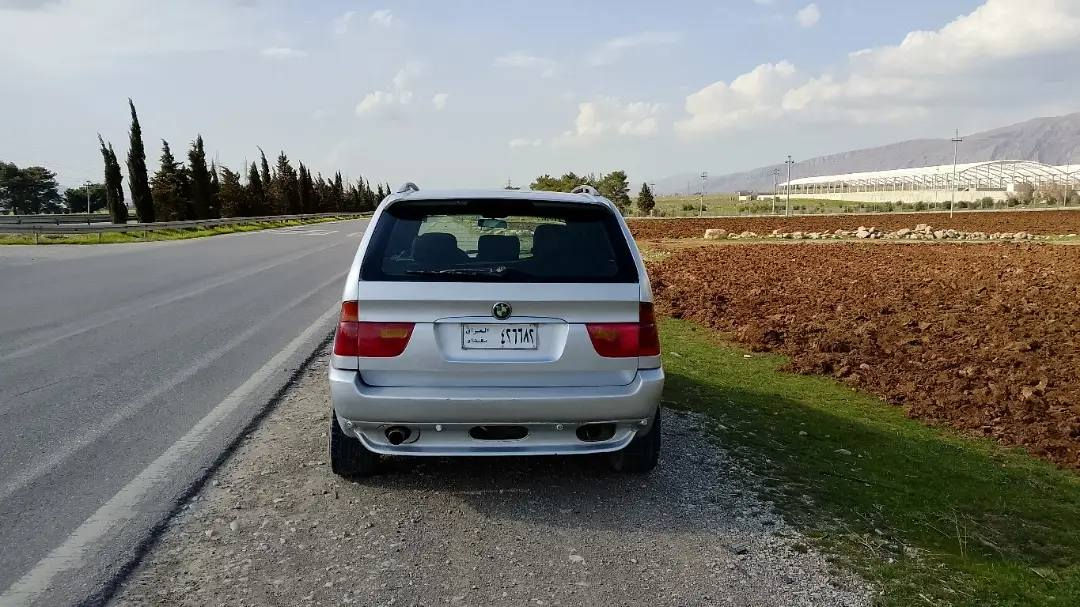 Bmw x5 2003 ئاڕم پلاستیک سلێمانی   قەپات مواسەفات موسوبڕاوە بەشەرت مەسرەفی تیانەیە زۆرپاکە ئۆتۆماتیکە   گێڕومەکینەی بەتە  چوارتایەی لۆک گۆڕینەوەش دەکەم بەشتێک بەدڵم بێت سعری36 مەجالیکەم ***********  *********** شربازهير, السليمانية
