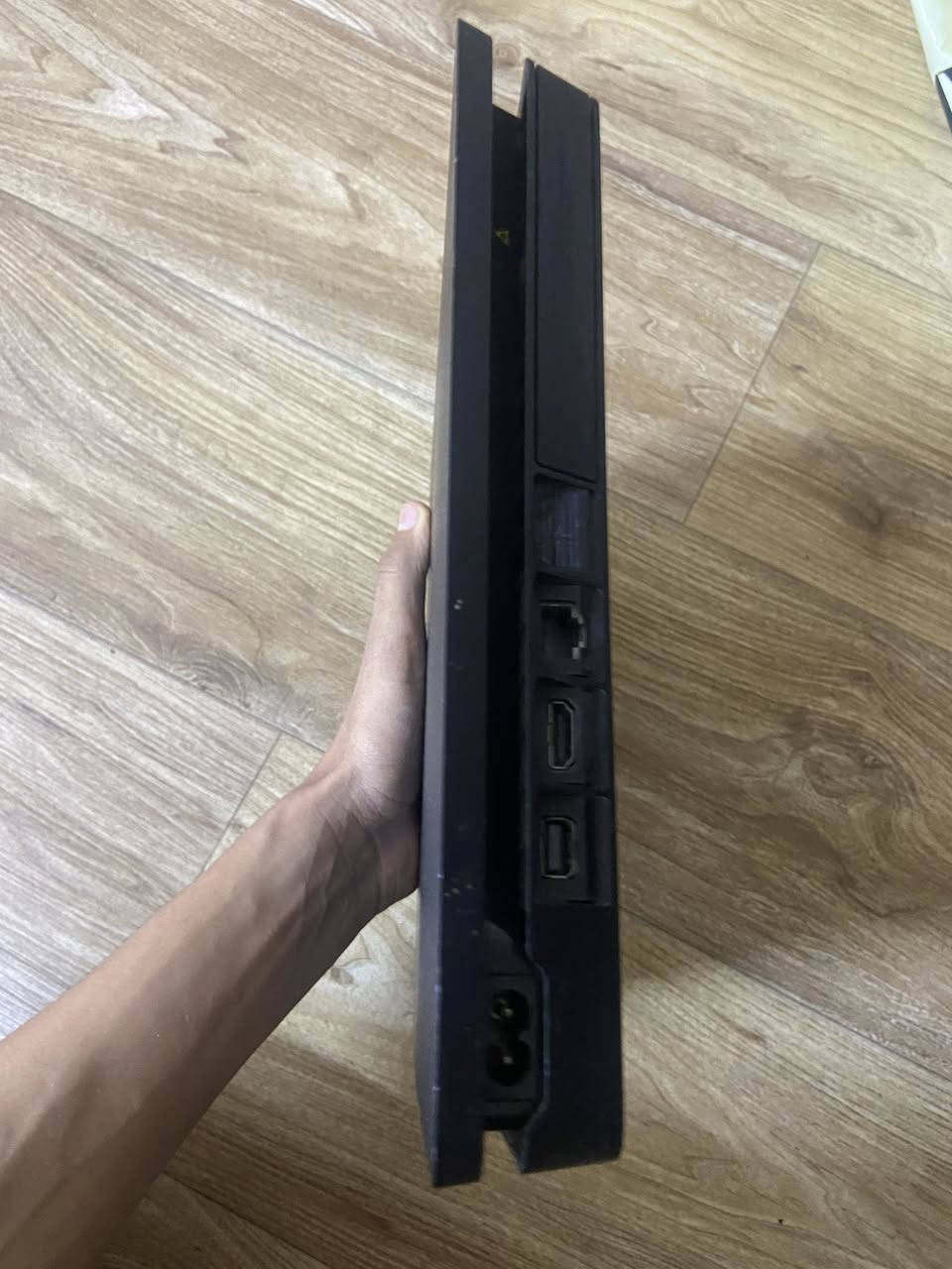 بلي فور سلم ١ تيره جهاز نضيف مامفتوح ويا جوستكين جهاز شخط مابي سعر 240 بي مجال بسيط شراي تعال خاص مر شراي لا تعبني


**إذا كنت صاحب هذا الإعلان وتريد حذفه لأي سبب، رجاءا أرسل رسالة إلى الدعم الفني**