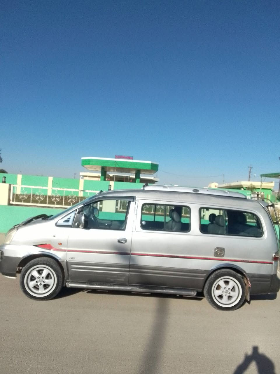 السلام عليكم للبيع كيا ستاركس 2007 سياره حلوه حي ونظيفه رقم دولي نينوى صفيه جير اكسن شواصي شرط محرك ببدايه نفخ بس تنقص ما ينقص من التبديله للتبديله الشرعي موجود بالموصل السعر 80 مكاني الموصل الشراي يخابرني على هذا الرقم ويتدلل ***********
