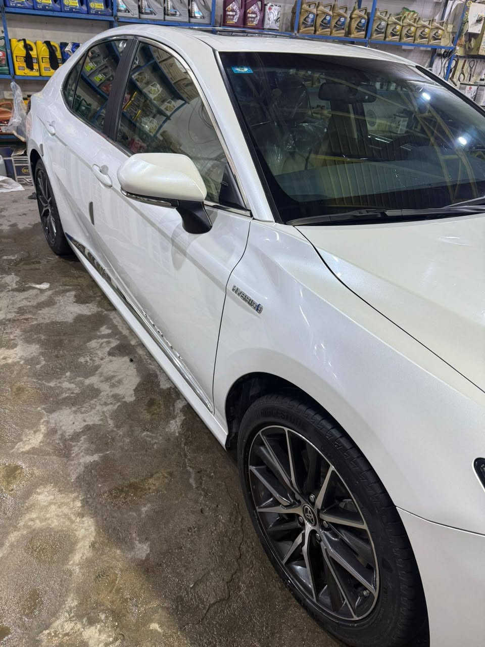 كامري هايبر موديل 2024فول رقم بغداد ماشيه 35مكفول الاسعر الاتصال على رقم ***********
