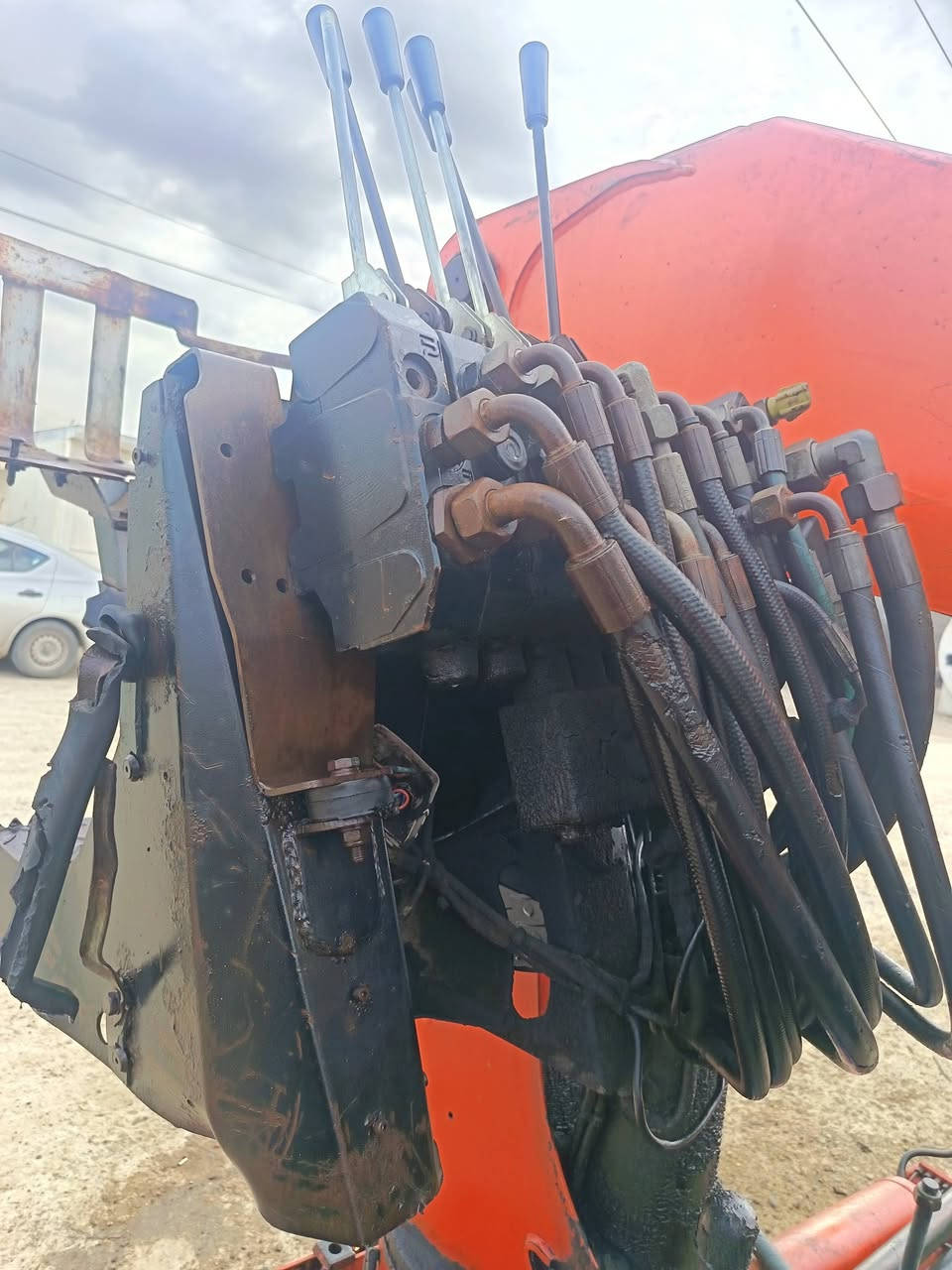 للبيع كرين بافنكر ميته اوربي مامشتغل بالعراق
٢سلايت بلادي
رجلين دبل سلايت
مكفول من كسر وفطر ولحيم
سعر ١١٠ورقه
***********
***********
مكان الكرين كركوك مفرق شوان قرب مطعم ميديا
