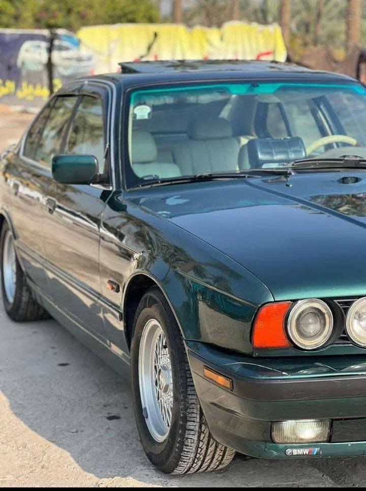 525 أصل بليته وسنويه موديل 91
سنويه مشروع وطني جديده تحويل او وكاله 
كير محرك كفاله شرط شلعه بطناش معدل 
مسكر عدل المرغوب مكينه ناعمه كير ألماني 
تبريد قطعتين 
برده خلفيه 
غرفه بيجي مثل ماموضح بلصوره 
تخم تاير وتخم ويل خليه 
كهربئيات بلاد ضفاير بلاد 
أي بي إس شغال 
كير تلث انضمت قياده شغال 
السياره مال جناي حبايب السياره احله من الصور بهواي 
السعر 68 مكان بغداد البياع 

***********
