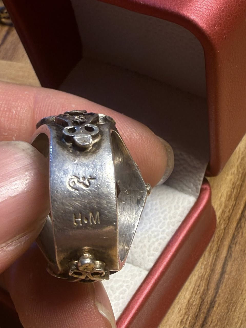 صياغه الكنك والمحبس كنك والسليمانيه مال ملوك جمال ودلال


**إذا كنت صاحب هذا الإعلان وتريد حذفه لأي سبب، رجاءا أرسل رسالة إلى الدعم الفني**