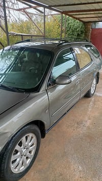 للبيع فورت موديل 2001 اوتماتيك سنويه بيضه محرك 3000المرغوب الرقم‏‪0771...