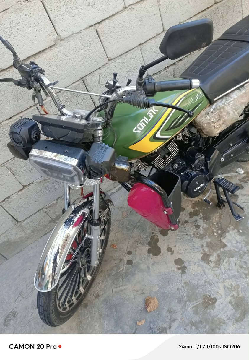 سلام عليكم سيفان مديل 2025شاصي محرك 25
محرك200ccزيرووو ستعمال سبوع فقط ماشية 500متࢪ كفالة من الشخط كفالة من جكت الابرة شرط لون مميز سويجات بصمات كاملة اوراق كارتوني عارضهة 775وبيهة مجال حك لجية زيرو ممستعمل غير سبوع 

مكاني ديالى ناحيه السلام ***********📞📞
