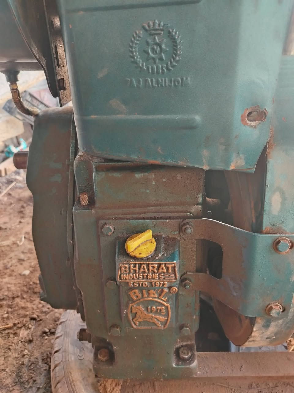 مولد هندي للبيع 
جديد مستعمل نص موسم 
السعر 850 
للاستفسار الاتصال على هذا الرقم ***********
