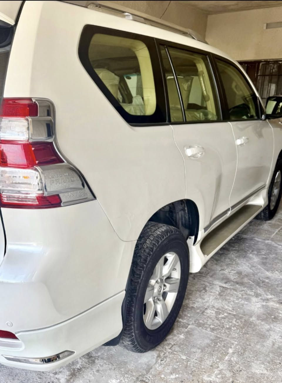 برادو 17 شركة ساز TXL 
محرك ستة فول جديدة 
ماشية 148 حقيقي 
مكفولة فقط بيها بارد شبر بالجاملغ الخلفي 
رقم اربيل باسمي تحويل مباشر هزة وبراد جديد 
السعر 36 
للاستفسار ***********
