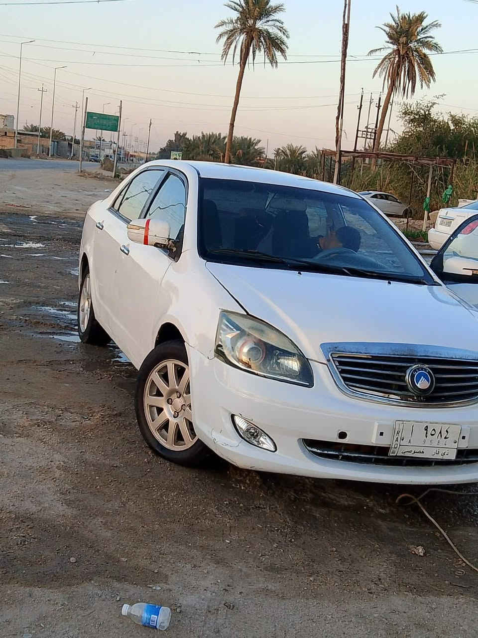 السلام عليكم جيلي موبل ٢٠١٣ جديده جاهزه كير مكينه جدد حداديه جديده كهربائيات شغاله سياره مال جناي تحويل ثاني يوم تخم تايرات رقم ذيقار سياره بيهه صبغات بيع او مراوس سعر ٥٢ وبيهه مجال عنوان ديوانية. ***********
