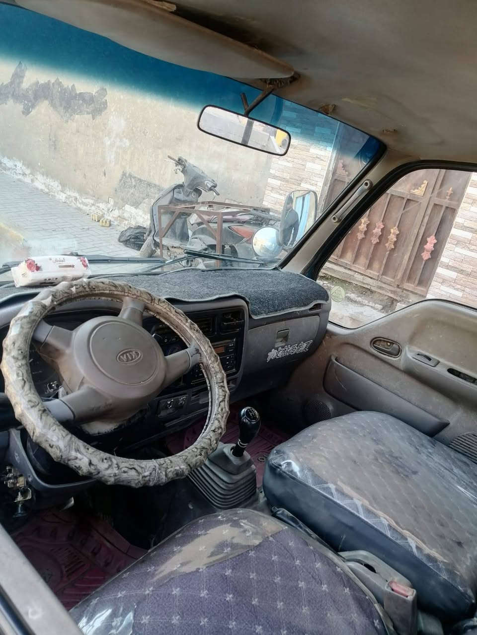 كيه فونتيرا.1998 سنويه لغايه 28. بسمي. قماره وربع قلاب.  محرك كير اكسل مكفول تخم تاير  سعر 62 بيهه مجال    ***********. عنوان  حي اور.   رقم بغداد
