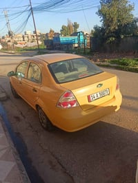 عندي افيو 2011 مال مؤسسه بلادي صفره توماتيك كوري محرك استرا اصلي بااسم...