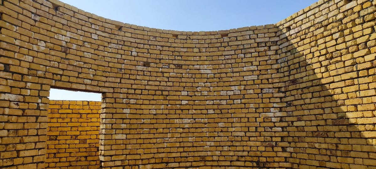 سلام عليكم  خلفة بناء متفرق حاليا اشتغل بسعار مناسبه التواصل *********** نتصال
