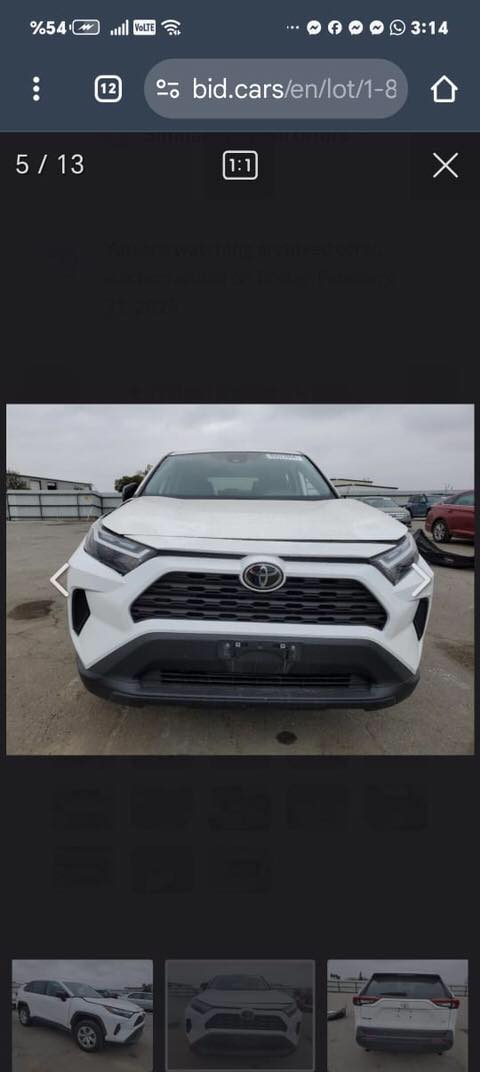 السلام عليكم
راف فور ابيض مواصفات LE. موديل 2023 ضررها جانبي بابين وجاملغ  بجم كبس رقم سليمانية 
***********
