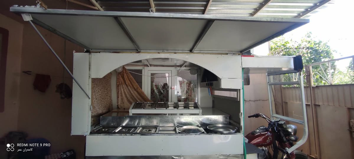 فرۆشی خێرا💥⌛

ماتۆڕی سێتایی حازر و ئامادە بۆ ئیشی لەفە و چەندان چۆری خواردنی تر ، وە دوو چاوەی جیا بۆ شوێنی چا لێنان ، مەخزەنێکی گەورە و دانەیەکی بچوکی تێدایە و تانکیەکی ئاوی تەقریبەن 80لتری تێدایە ، کامل ئەشیا ڕێک حازر و ئامادە بۆ ئیشکردن تەنها لەدوو شتی کەمە (شوێنێکی باش ، دەستێکی گورج و گۆڵ و شارەزا ) . 
 بەئیزنی خوا چۆن بۆ من خێری دایەوە هەرکەسێکیش ئیشی لەسەر بکات خێر دەداتەوە چونکە بەشێوەیەکی گونجاو دروستکراوە.
شوێن ڕانیە
نرخ 1٫650,000 کەمێک معامەلە 
ژ.م / ***********
ت/ ئەو وێنانەی لەخوارەوە هەن ئەوانەی بەڕۆژ گیراون ئەوە وێنەی ئێستایەتی و وێنەکانی کە بەشەو گیراون ئەوە کاتی ئیشکردنی خۆم بووە لەسەری.
