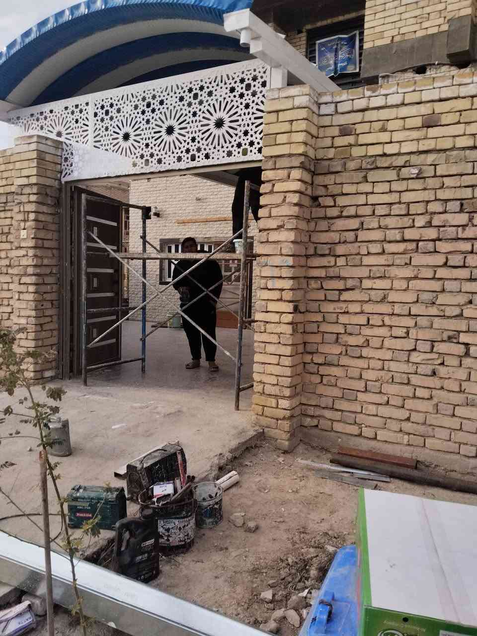 عمل سقايف الكيسبان بسعار مناسبه *********** حدادة محمد عمل درجه اولى كافت القياسات والجملونات الكيسبان بسعار مناسبه جدا جدا 🫡
