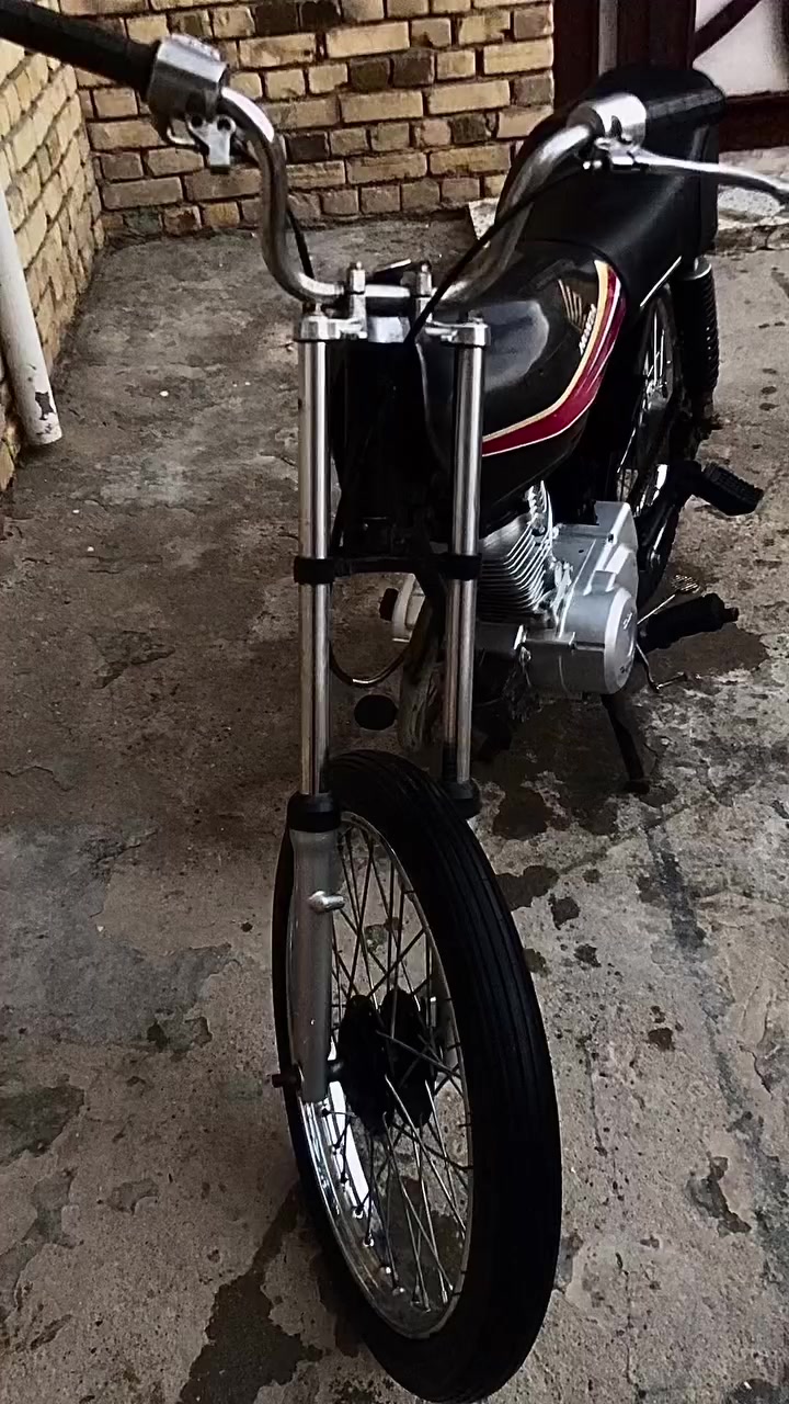 السلام عليكم دراجه نامه  مكينه مفتوحه ومكفوله من التنقيص والتبخير سعرها 400 وبيهه مجال ***********
