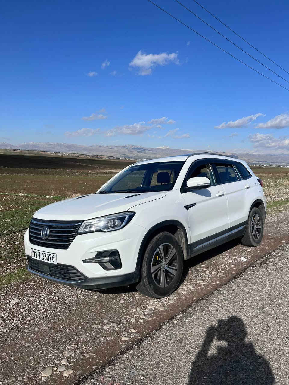 شانجان cs75 موديل 2019 مكفوله كفاله عامه 
للبيع او مراوسه
فول الفول مكينه 1800
بصمه
بانراما لايتات لد  ولايتات زنون وبلوجكتور زنون بلاد 
داخل جلد 
كشنات كهرباء
تبريد قطعتين 
داخل لمس كلشي لمس
بيها 
نطافتها 98‎%‎
تبريد ثلج صدر جديد مبدله قبل سبوع كله امامي خلفي 
تايرات تخم كامل 
مكاني بغداد الخطيب للبيع او مراوسه 
*********** بغداد, العراق
