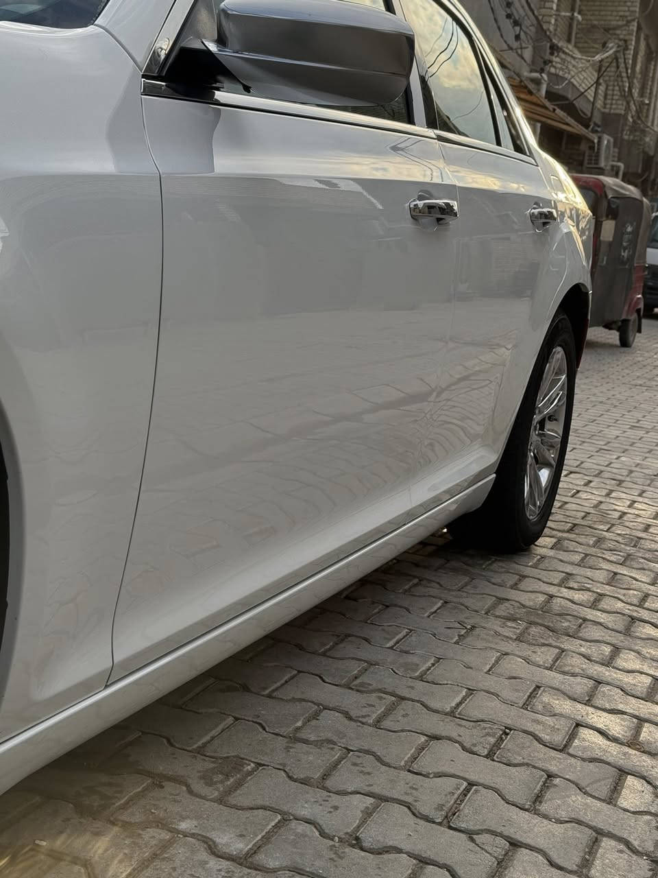 سلام عليكم
اوباما موديل 16 موصفات    C.   سياره كفاله  داخل عسلي عده رصعه مرجعها بارد غيرها كفاله من كلشي لا تبديل ولا صبغ حداديه جديده امامي خلفي تخم تايره جديد 
رقم سلمانيه. بسمي. السعر 255 وبيها مجال 
عنوان بغداد هـ***********
