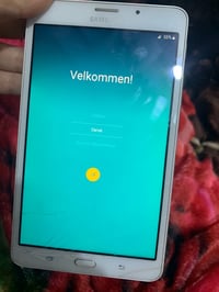 آيباد • شاشة مكسورة • ذاكرة ٣٢