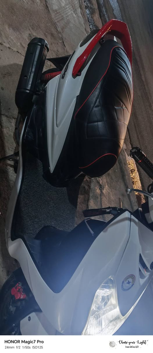 سلام عليكم متاح سكنس فحل ياباني قبق نفخ نوزل خطين دراجه جديده الله شاهد تجي وشوف بعينك نكره سلف مكفوله من كلشي اي نقص مابيها  برغي ممفتوح بيها السعر مليون 200 مكاني بغداد حي جهاد الرقم ***********
