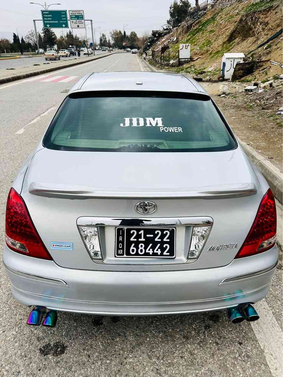 ماجێستا موس موس
٢٠٠٥ی ناو زەرد قەپات مواسەفات 
پێنج دوگمە سڵاید سەلاجە و سێ پەردە و مەرکەزی 
یەک پارچەی بۆیاغی ئەوروپایە 
چوار تایە و ویلی وێڵدی لۆک
دەعم و لێدراو کەڤەر گۆراو بە شەرت
‏(ABS) بیلاد بێ تەقەو رەقە 
سەقفی شوشەیی 
قفڵی ٥٥ گەڵا 
*********** 
*********** Singapore
