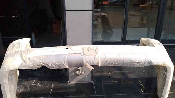 غراض لاندكروز موديل 2011 جديد مكان بغداد ***********
