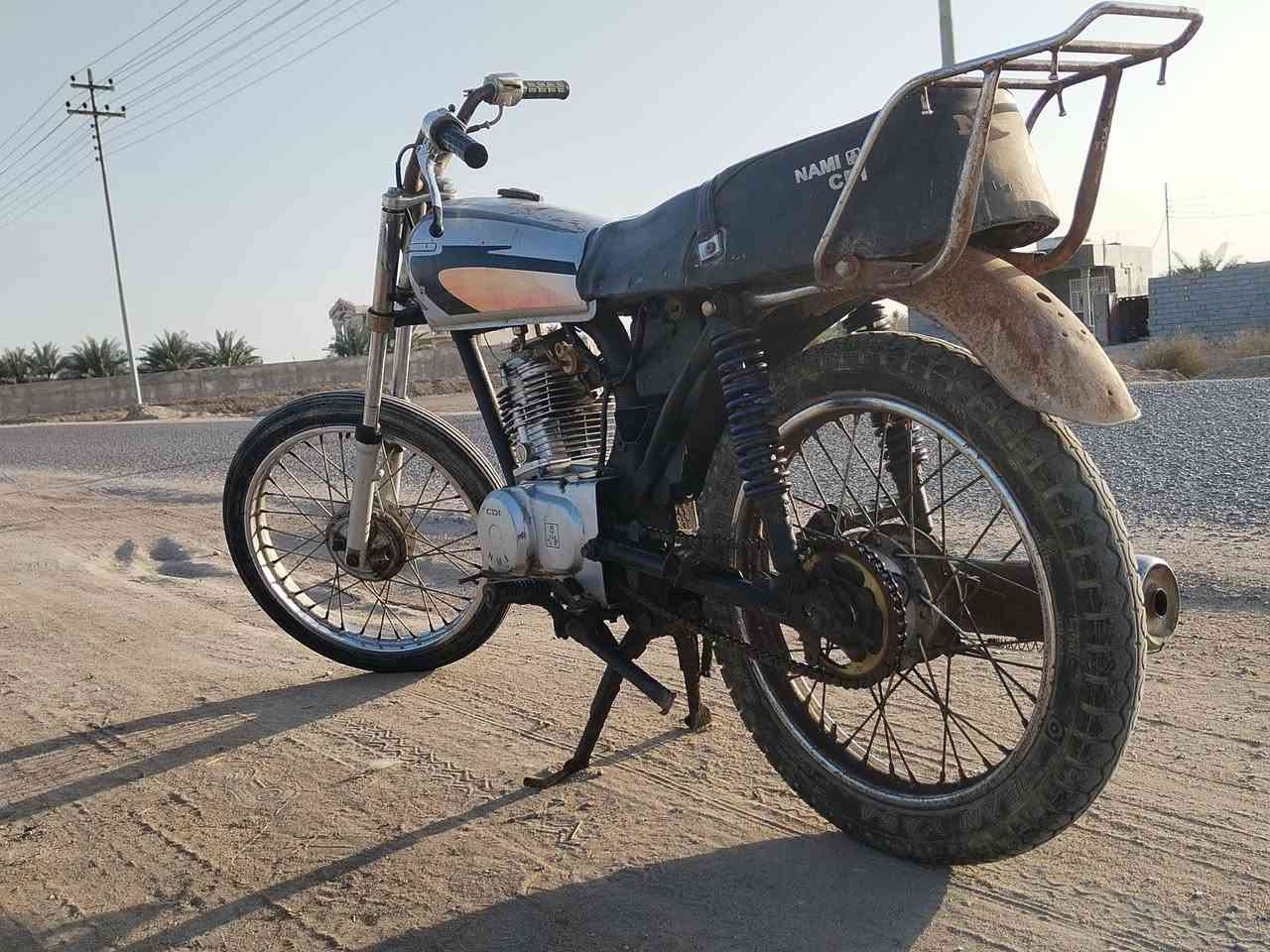 اسلام عليكم دراجه للبيع أدوات مكفوله أمن البوكه ورقم الشاصي موجود مكاني قضاء المدينه منطقه الخاص الترابه السعر ٢٧٥ وبيهه مجال قليل ***********
