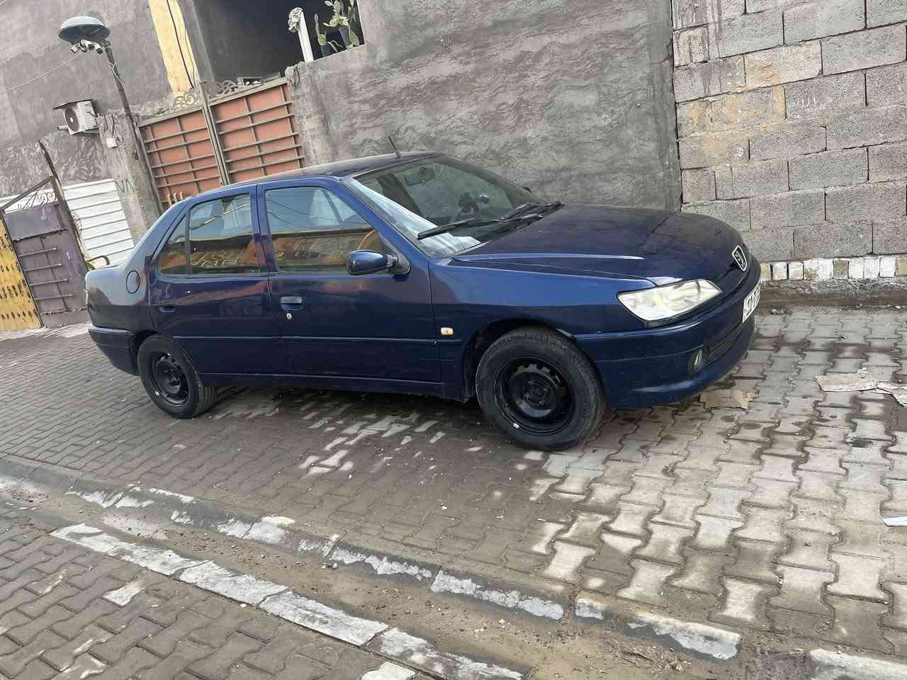 سلام عليكم سيارة بيجو فرنسي جاهزة تخم تاير صدر جديد مصبوغة عام للجمالية من جهة سيارة كاملة موديل 2001 (306)من كلشي للبيع الي يحب  يتصل بهذا الرقم ***********
السعر 43
