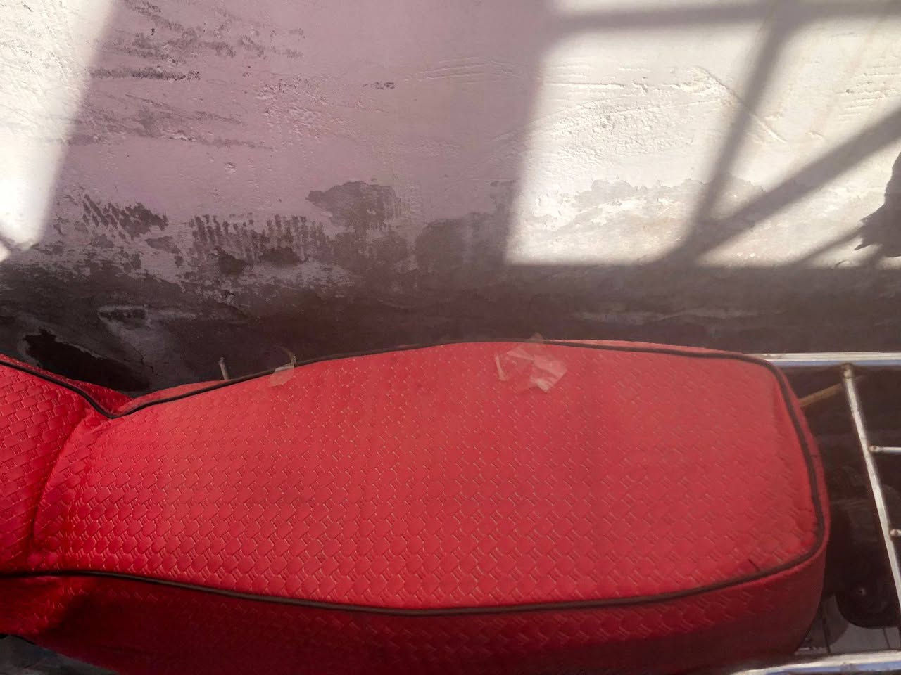 سلام عليكم دراجة إيرانية موديل 2021 بيها تبخير. وبنجر  وشاشة عطلانة  قيم بل يرضى بي الله. وتعال اخذها عنوان سبع قصور شارع ابو احمد  رقم *********** موجود وتساب
