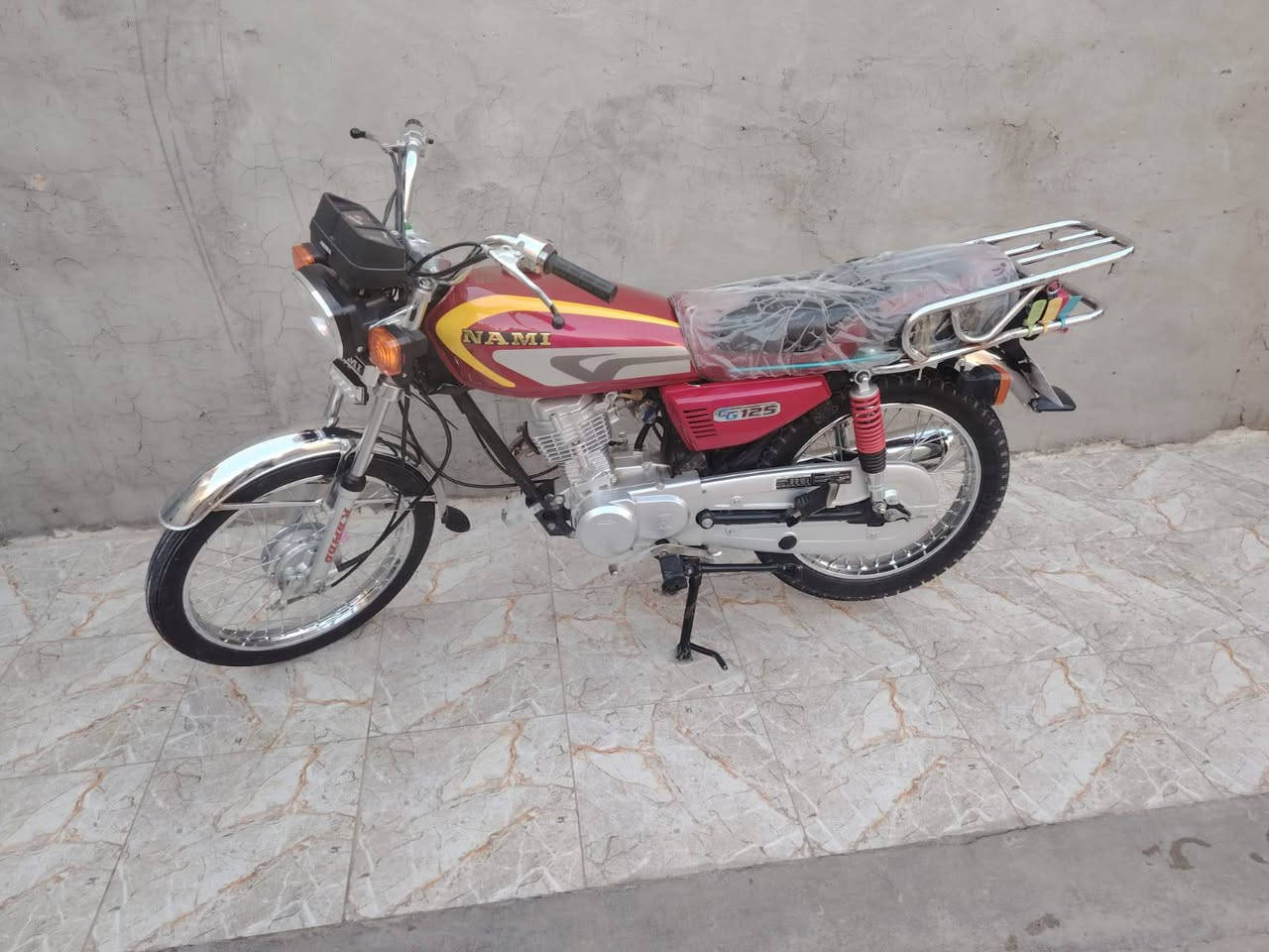 اربعه كير سكنر جديده الدراجه صارلهه شهرين طالعه من الوكيل مديل ٢٣ بس هيه ستوهه طالعه من الوكيل وكيلها بكربلاء مكاني حي الغري السعر ٦٢٥
***********
